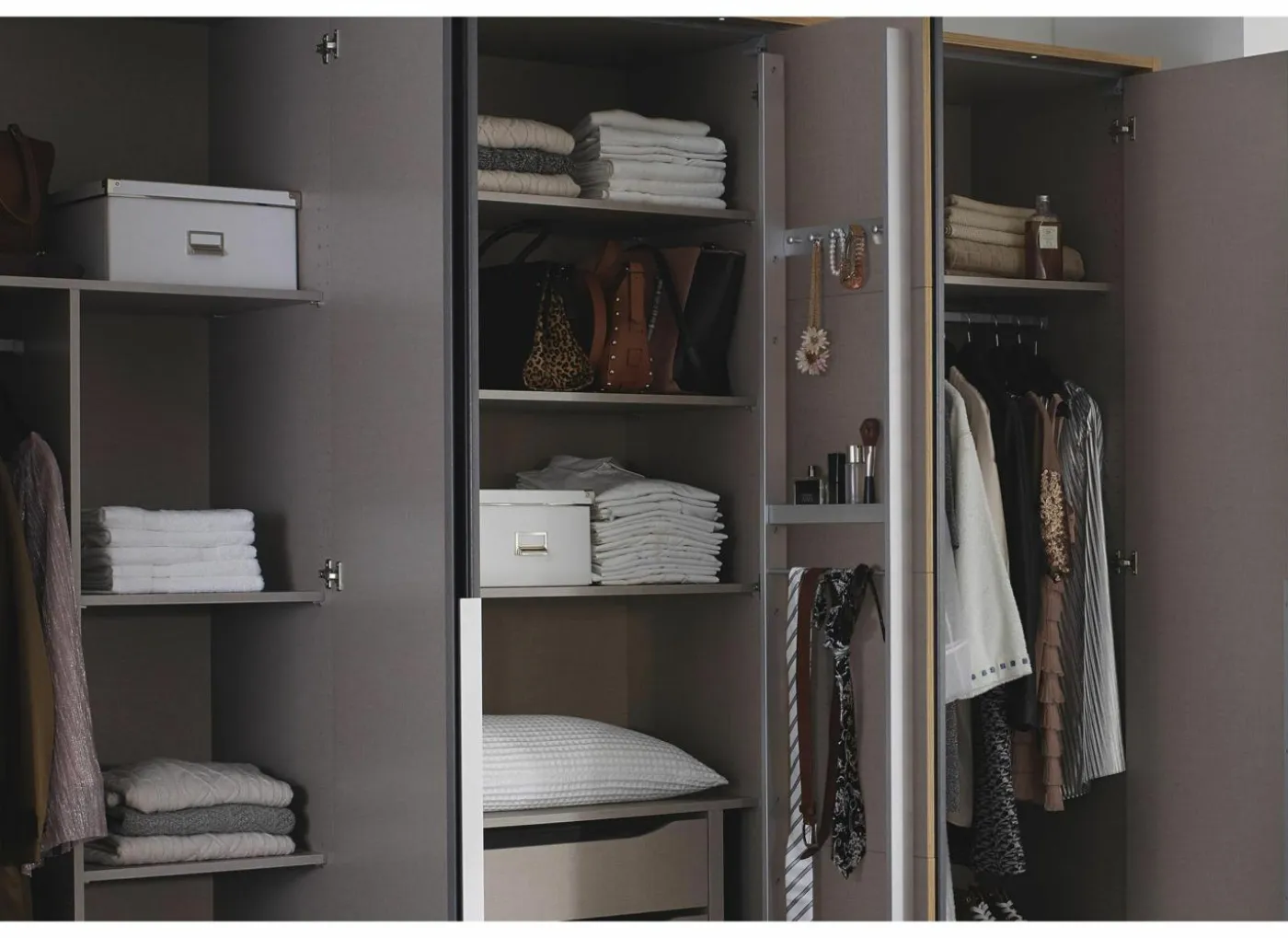 Kleerkast 226cm - decor - metallic grijs & artisanale eik